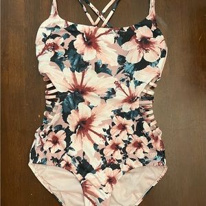 Albion Fit One piece